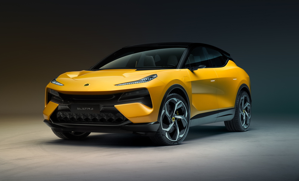 لوتوس Eletre هیبریدی معرفی شد؛ غول ۹۵۰ اسببخاری با برد ۱۰۰۰ کیلومتر!