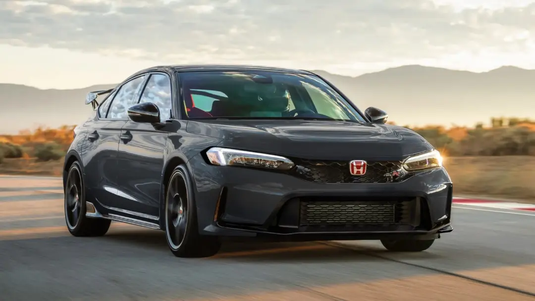 Civic Type R مدل ۲۰۲۷؛ هوندا چطور هیولای خود را بهتر کرد؟